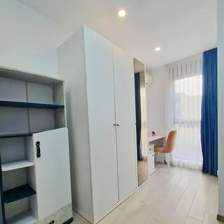 Апартаменты Urban Life 2bdrm Luxury