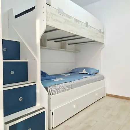 Urban Life 2bdrm Luxury Варна